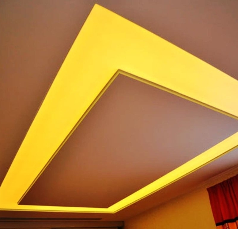 Transparentni Napinane Stropy Bile Prusvitne Celoplošné Osvětlení Zlute